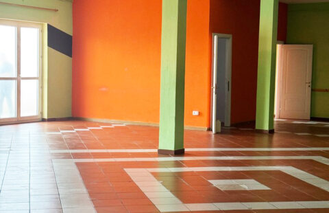 Sorso. Ampio locale commerciale  categoria catastale C/4 in ottime condizioni di utilizzo